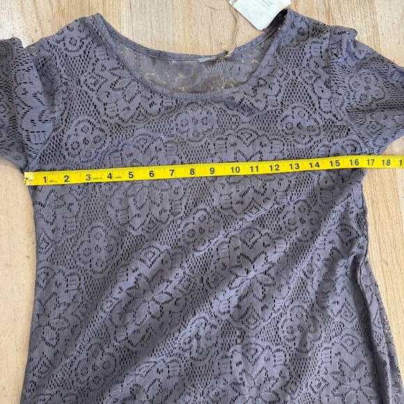 Matta NY gray lace 3/4 sleeves tunic - Picture 8 of 10